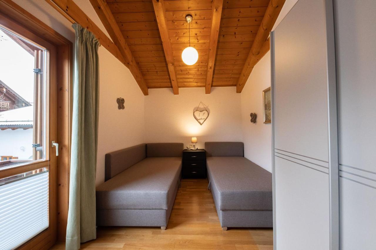 Alpen Chalet Garmisch-Partenkirchen Ngoại thất bức ảnh