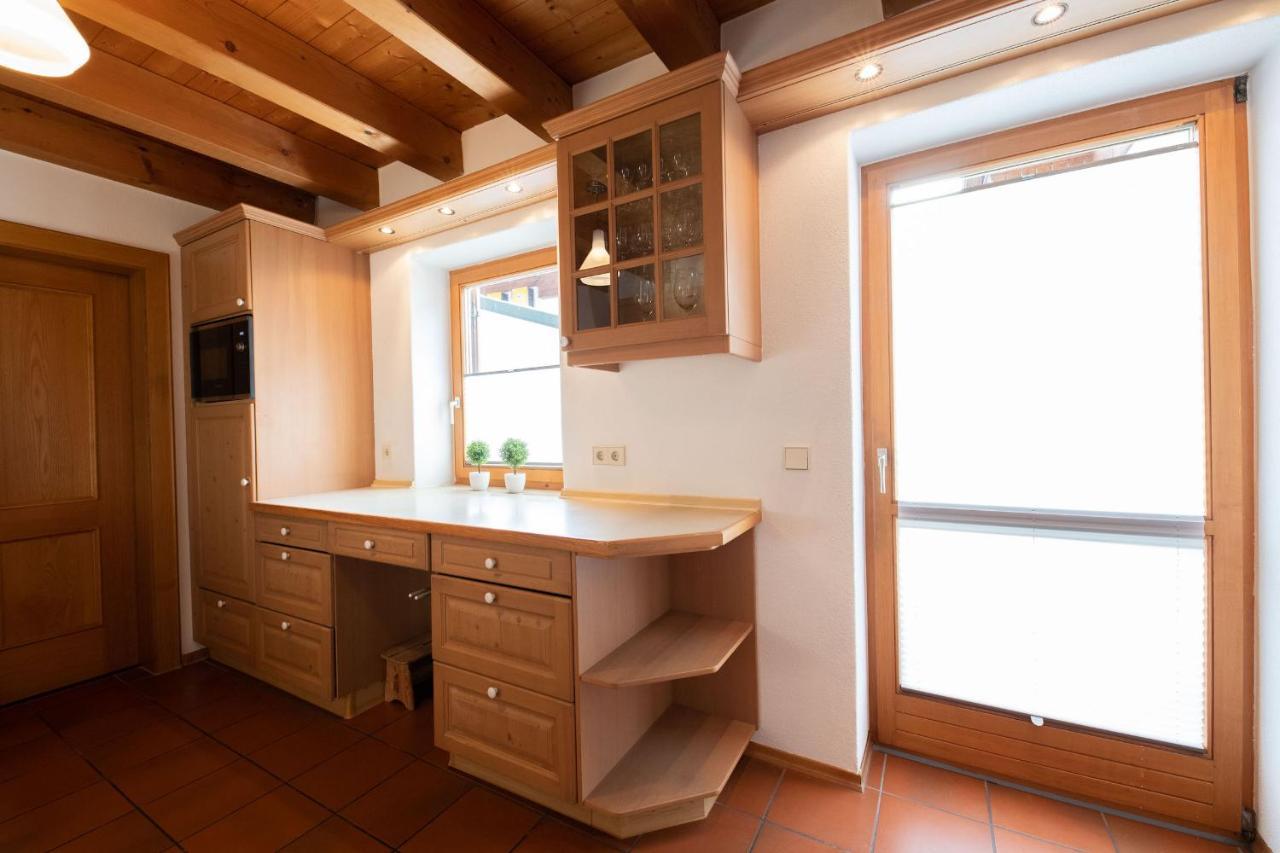Alpen Chalet Garmisch-Partenkirchen Ngoại thất bức ảnh